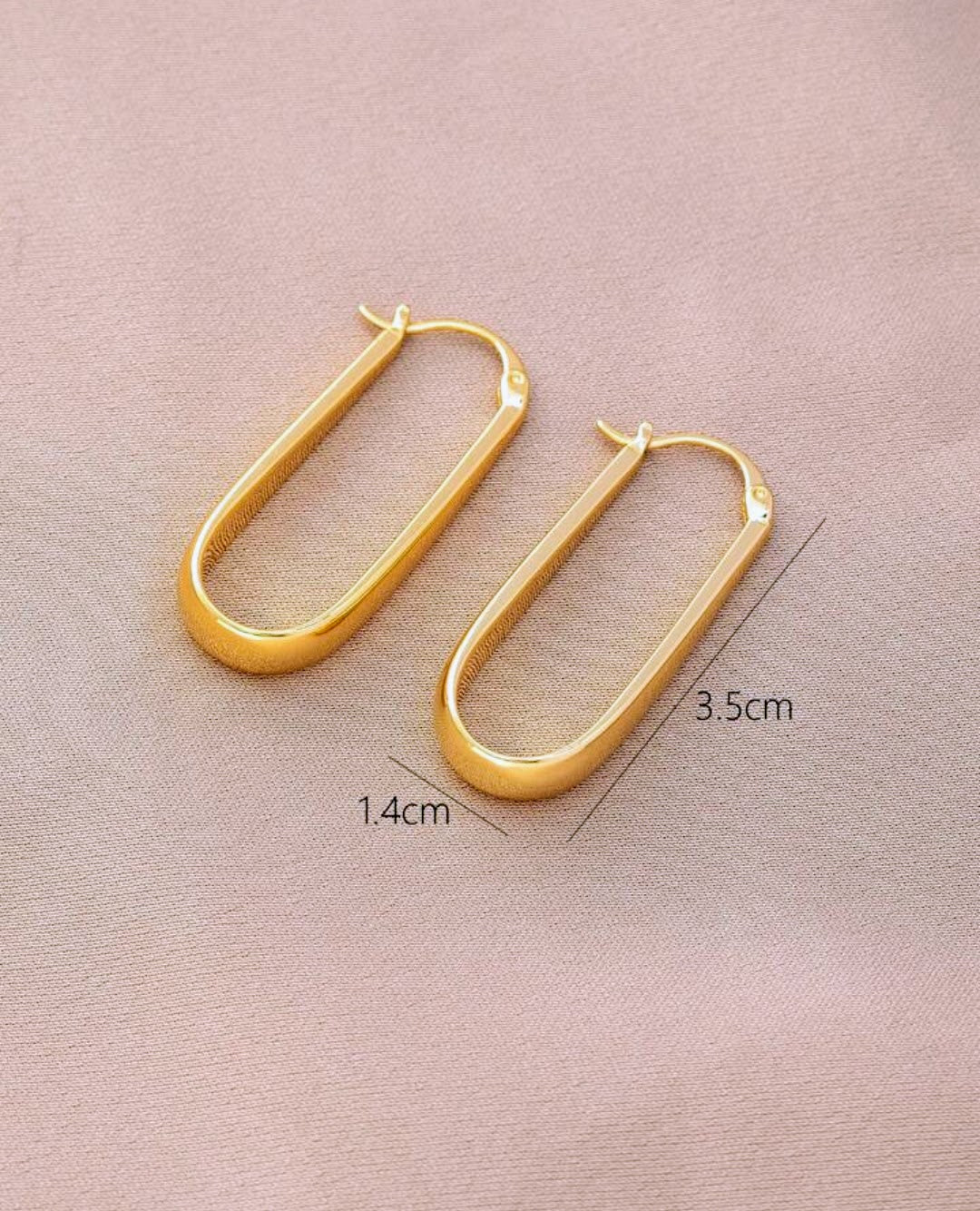 boucles d'oreilles créoles en forme de trombone par noevamitch